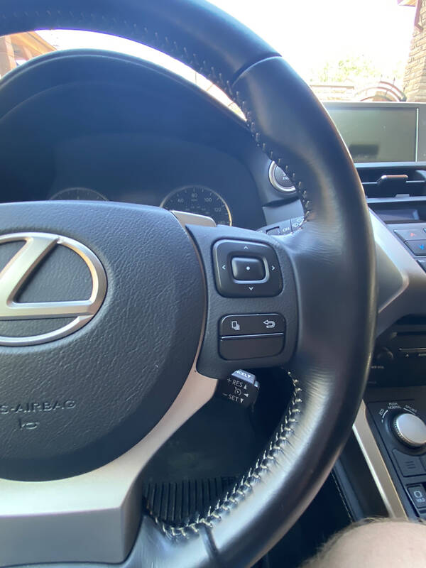 Lexus-2