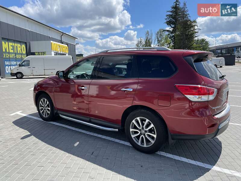 Nissan Pathfinder 2016