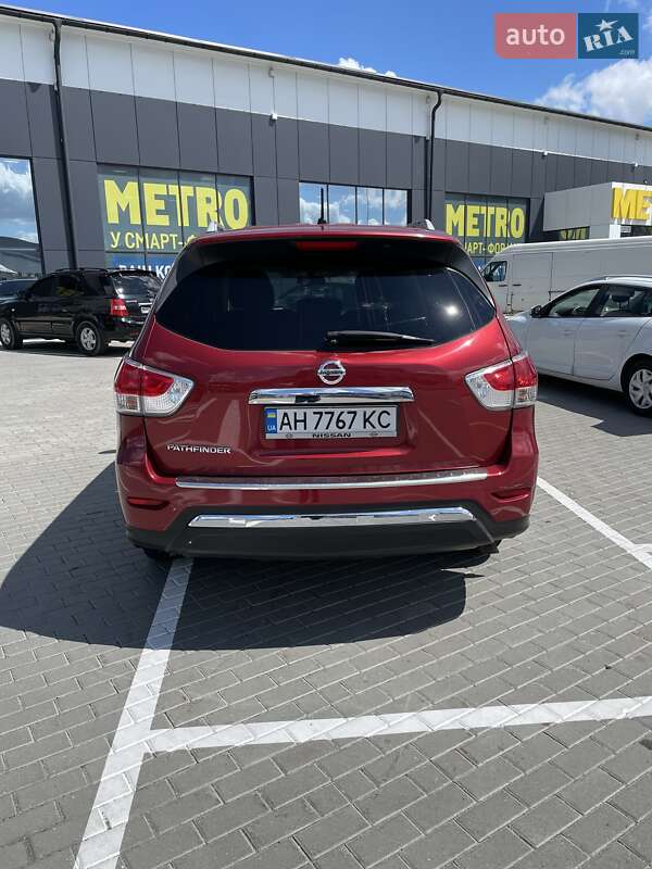 Nissan Pathfinder 2016