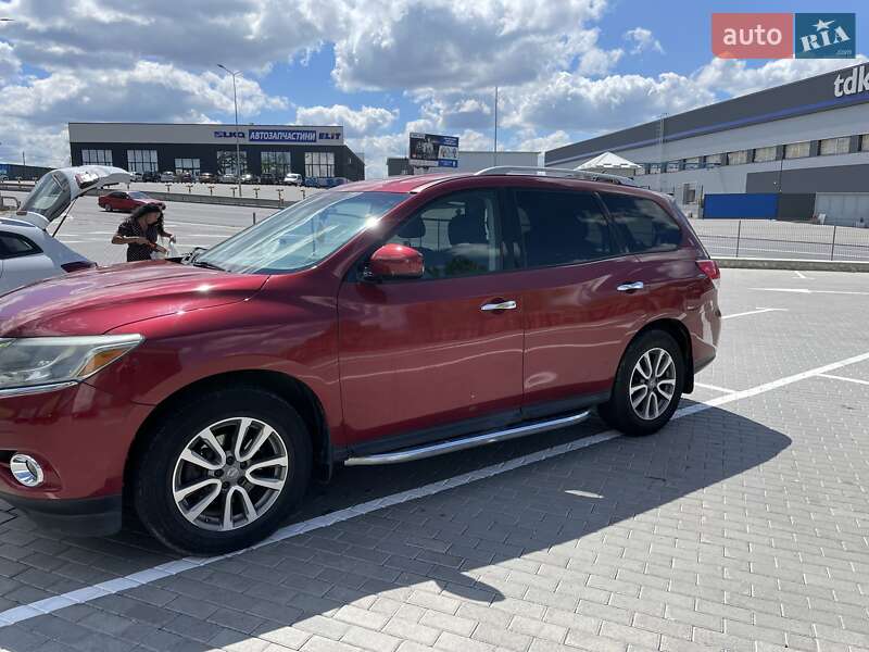 Nissan Pathfinder 2016