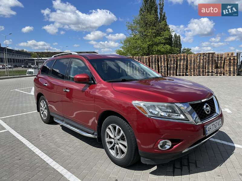 Nissan Pathfinder 2016