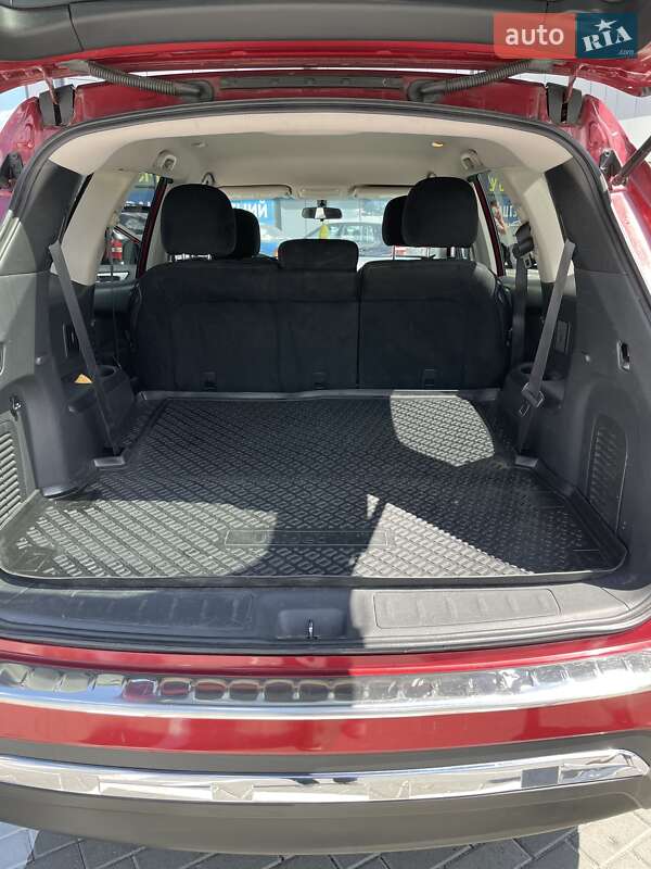 Nissan Pathfinder 2016