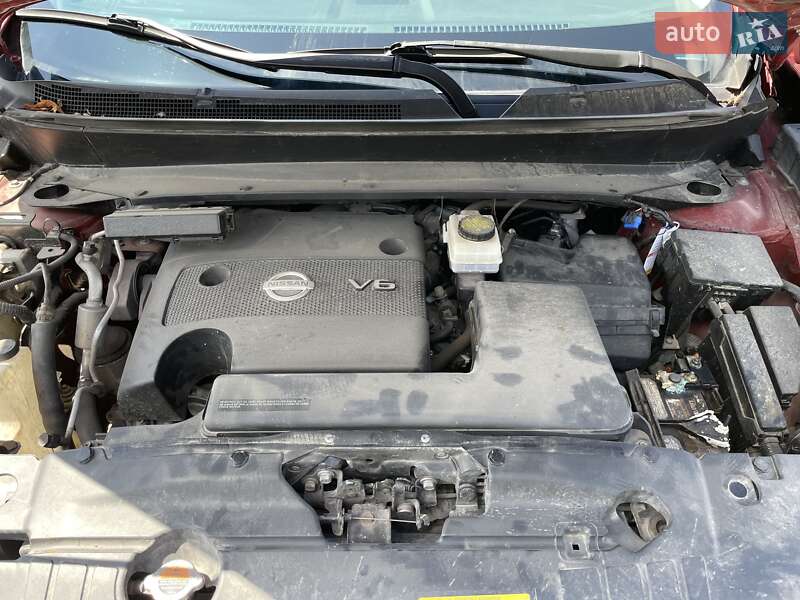 Nissan Pathfinder 2016