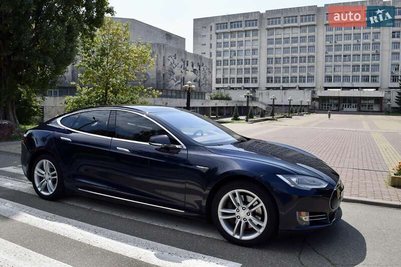 Tesla-5