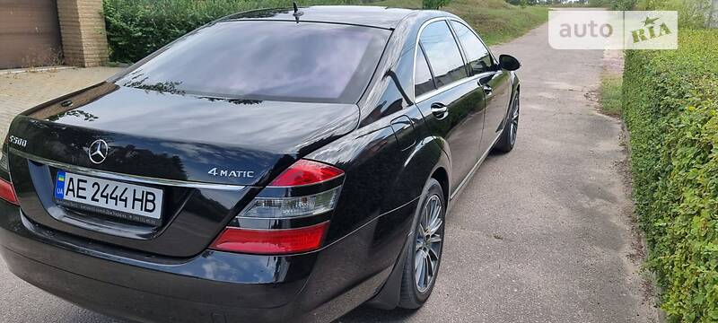 Mercedes-Benz S-Class 2007