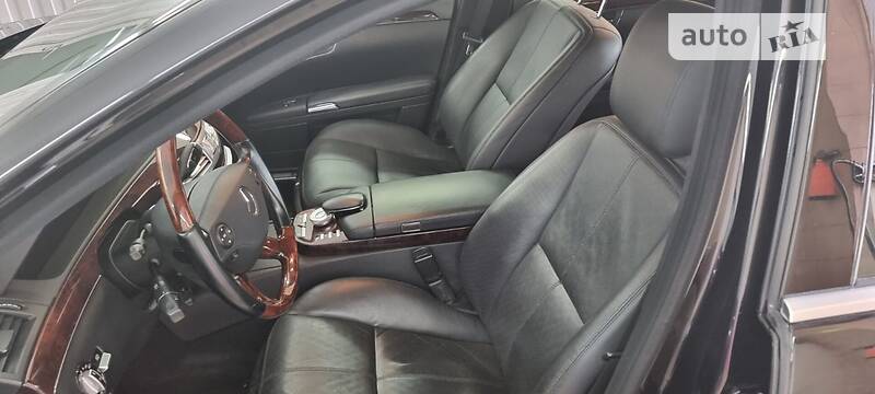 Mercedes-Benz S-Class 2007