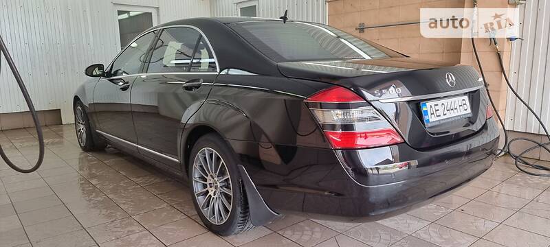 Mercedes-Benz S-Class 2007