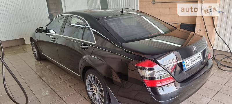 Mercedes-Benz S-Class 2007