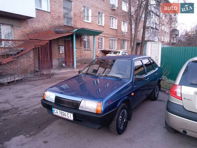 ВАЗ / Lada-10