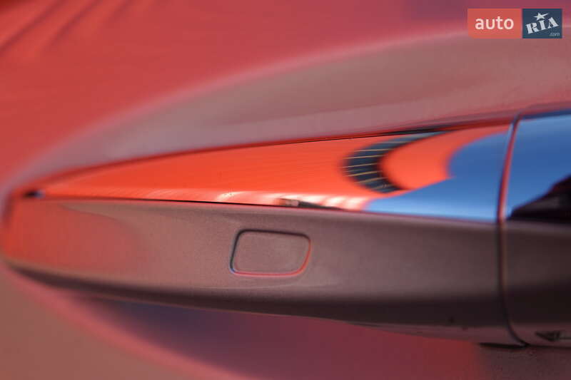 Mercedes-Benz C-Class 2018