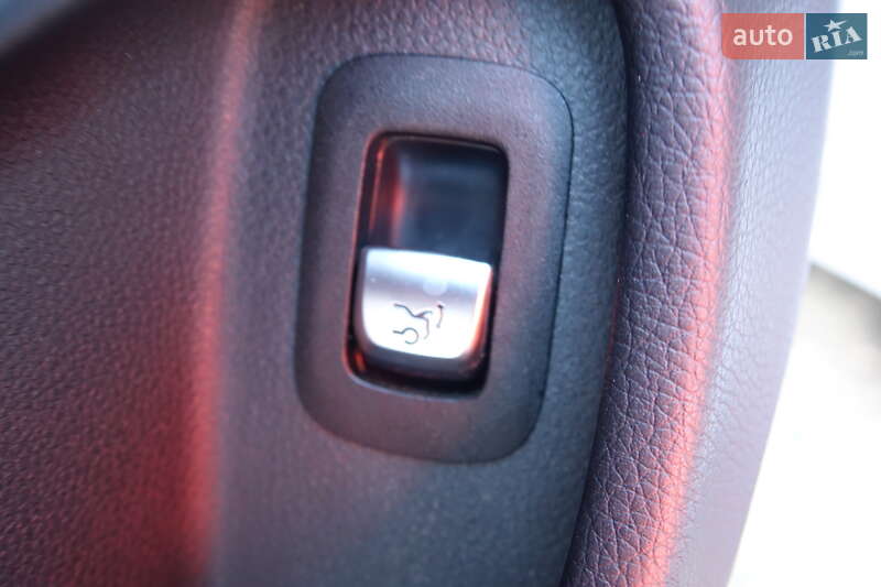 Mercedes-Benz C-Class 2018