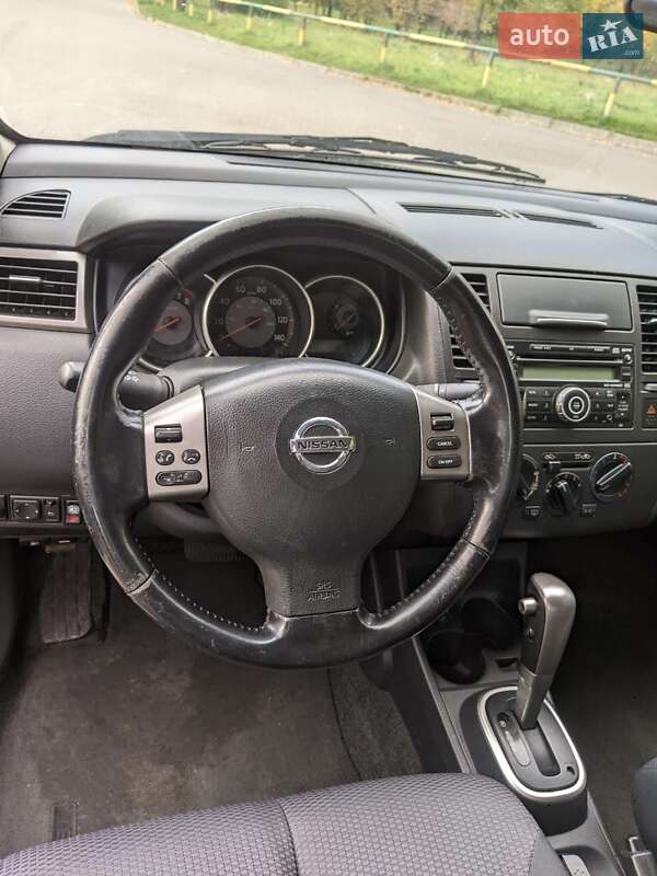 Nissan Versa 2007