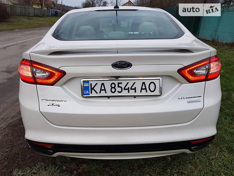 Ford Fusion 2015