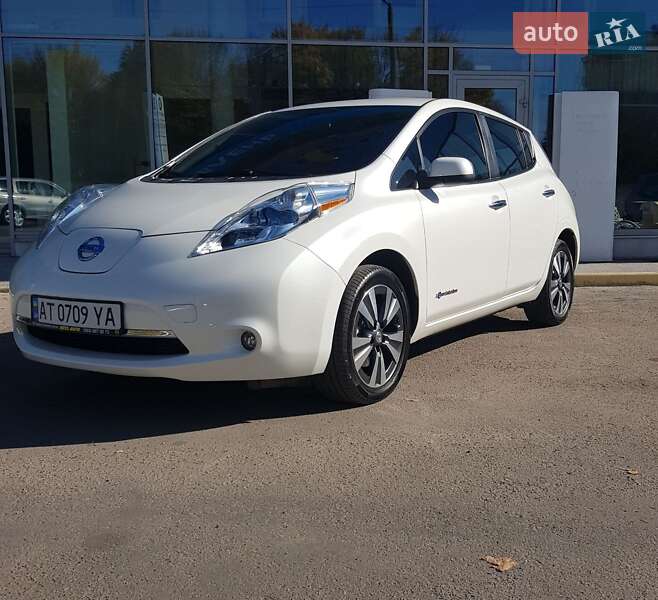 Nissan Leaf 2014