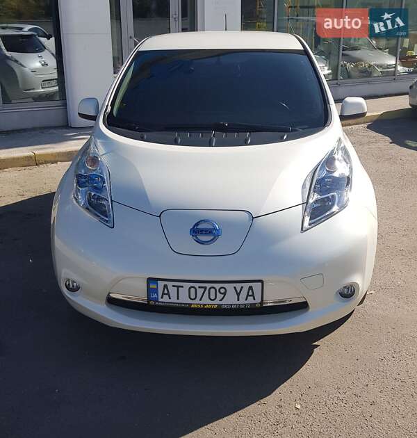 Nissan Leaf 2014