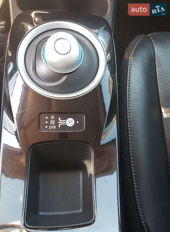 Nissan Leaf 2014
