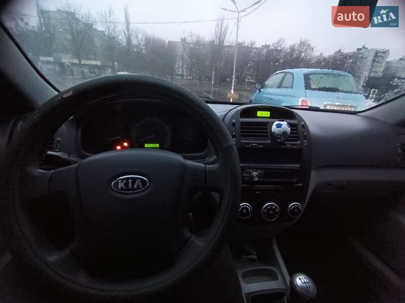 Kia Cerato 2007