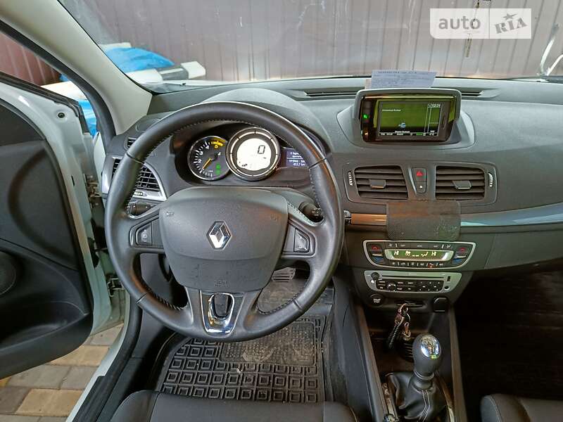 Renault-30