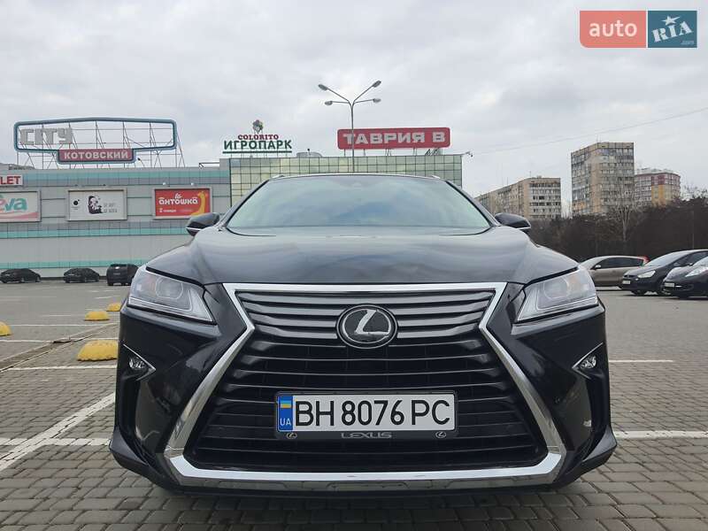 Lexus-18
