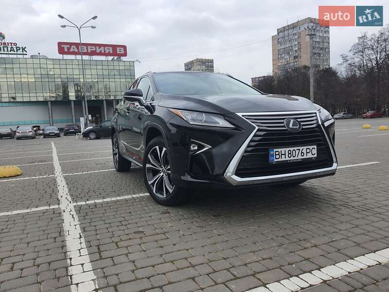 Lexus-19