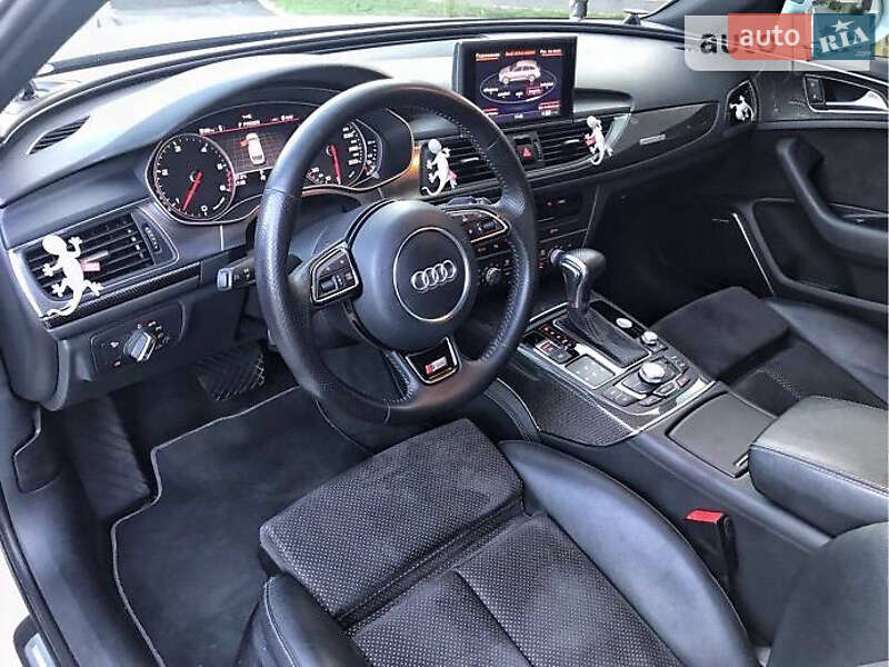 Audi-5