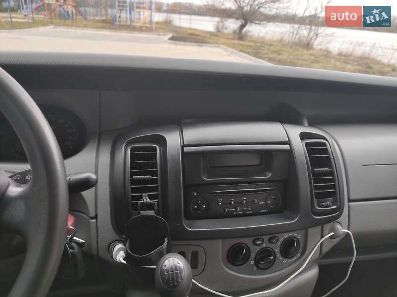 Nissan-13