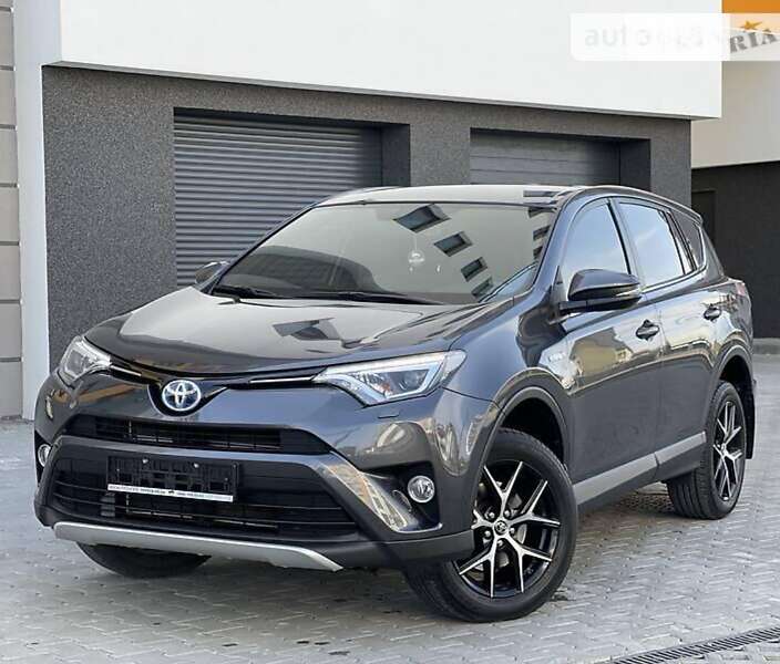 Toyota RAV4 обзор технические характеристики отзывы владельцев