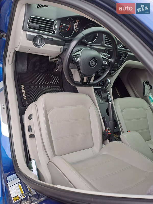 Volkswagen Passat 2016