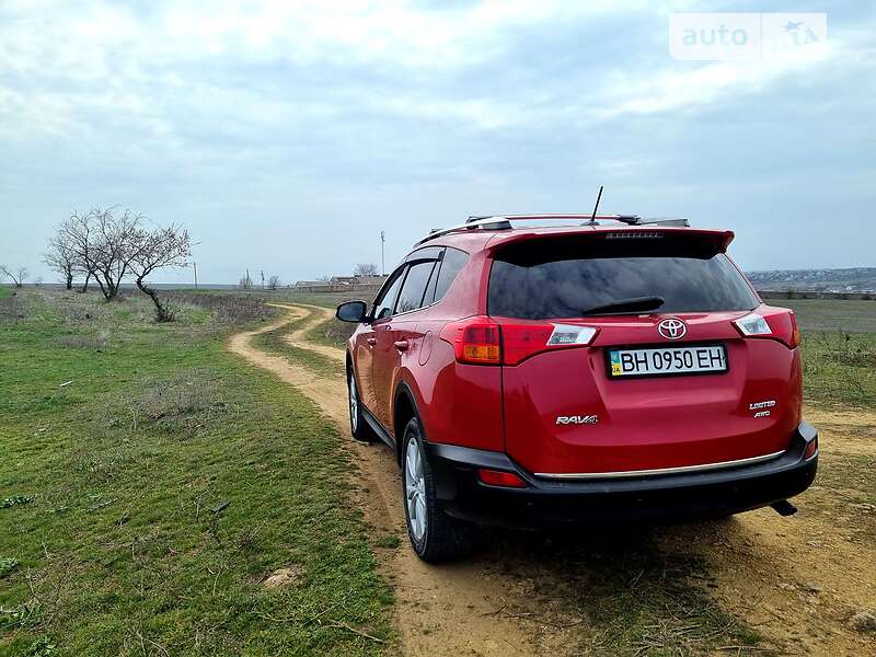 Toyota RAV4 2014