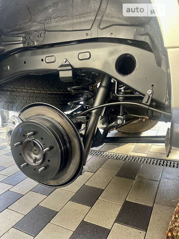 Toyota Land Cruiser 2012