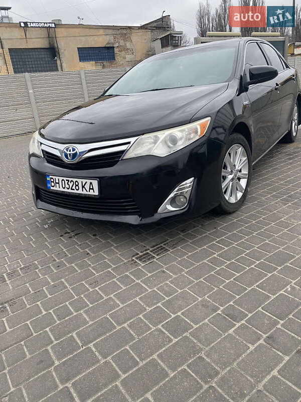 Toyota Camry 2014