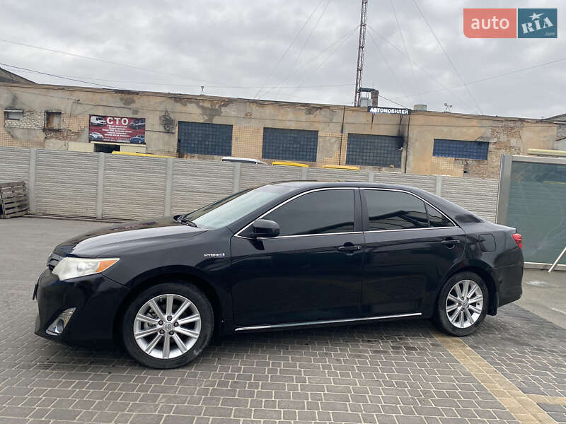 Toyota Camry 2014