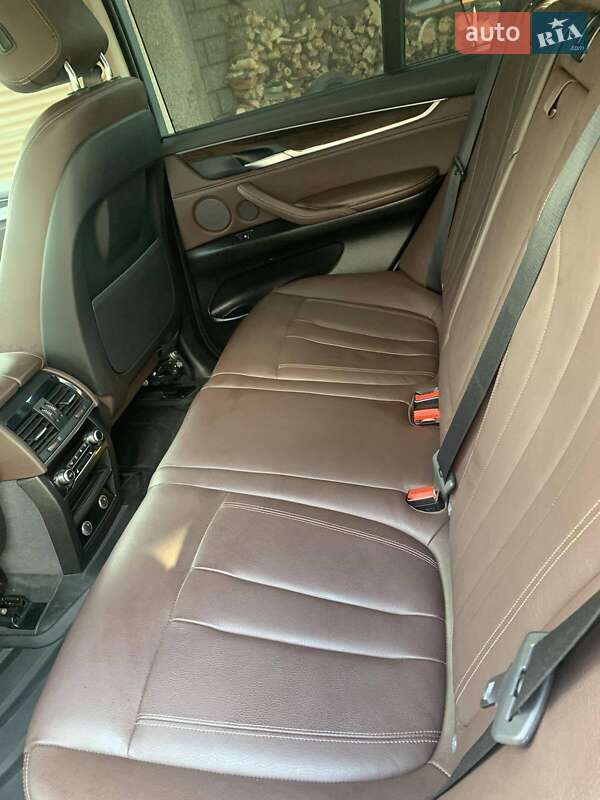 BMW X5 2016
