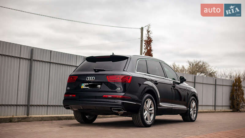 Audi Q7 2016