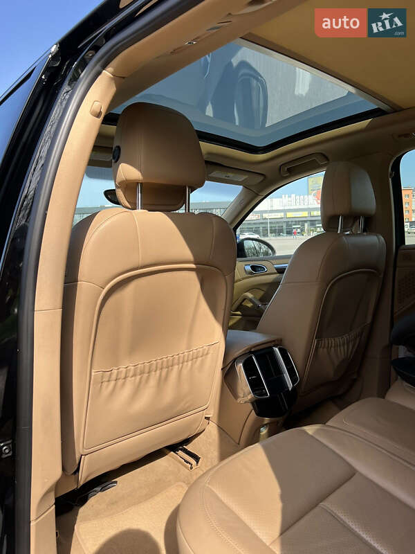 Porsche Cayenne 2014