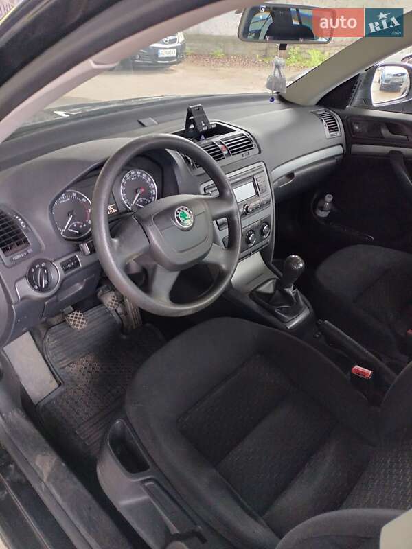 Skoda-41