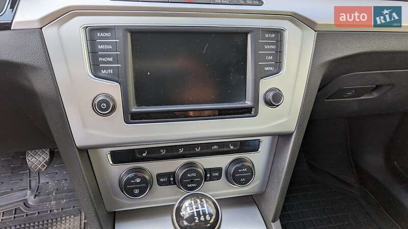 Volkswagen Passat 2016