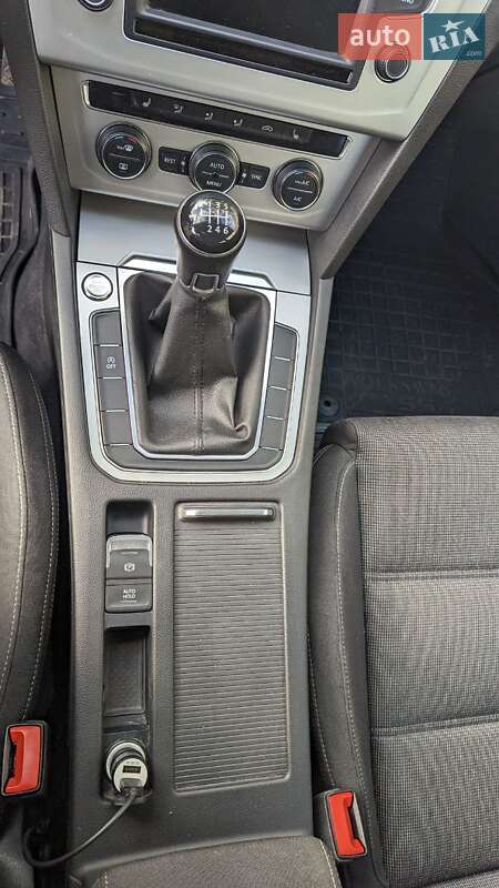 Volkswagen Passat 2016