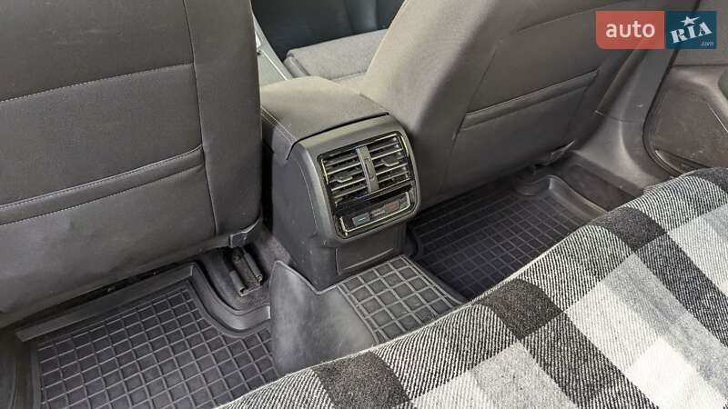 Volkswagen Passat 2016