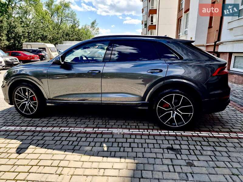 Audi Q8 2020