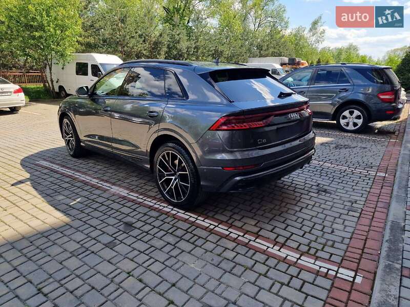 Audi Q8 2020