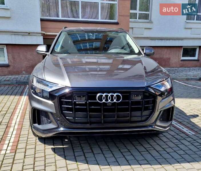 Audi Q8 2020