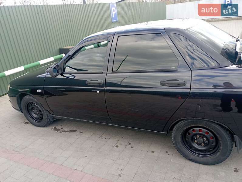 VAZ / Lada 2110 2011