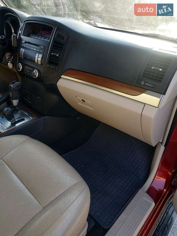 Mitsubishi Pajero Wagon 2007