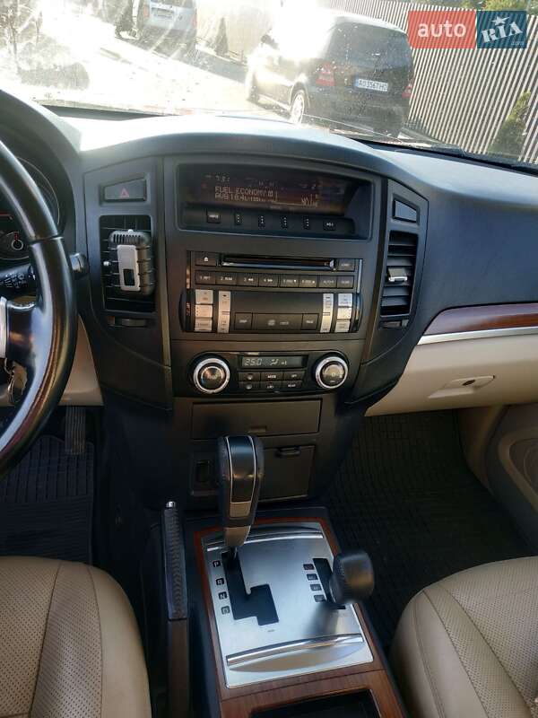 Mitsubishi Pajero Wagon 2007