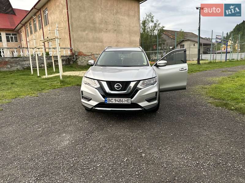 Nissan-5