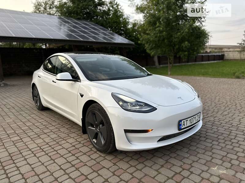 Tesla-6