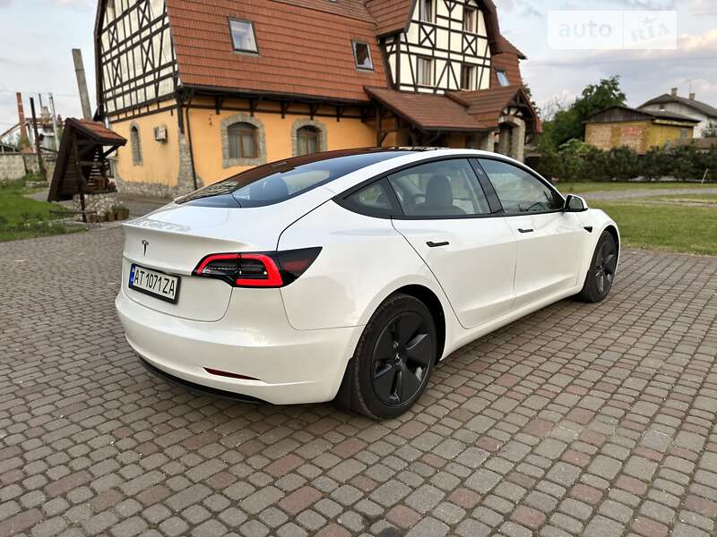 Tesla-9