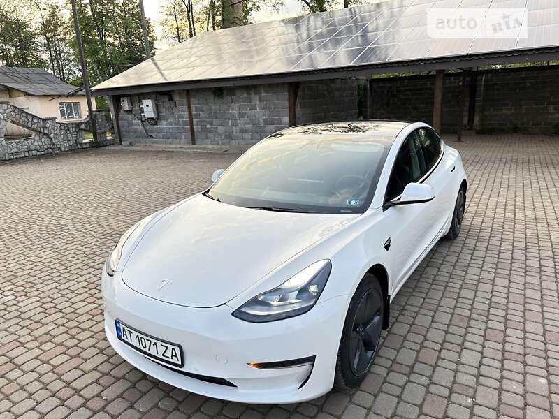 Tesla-12