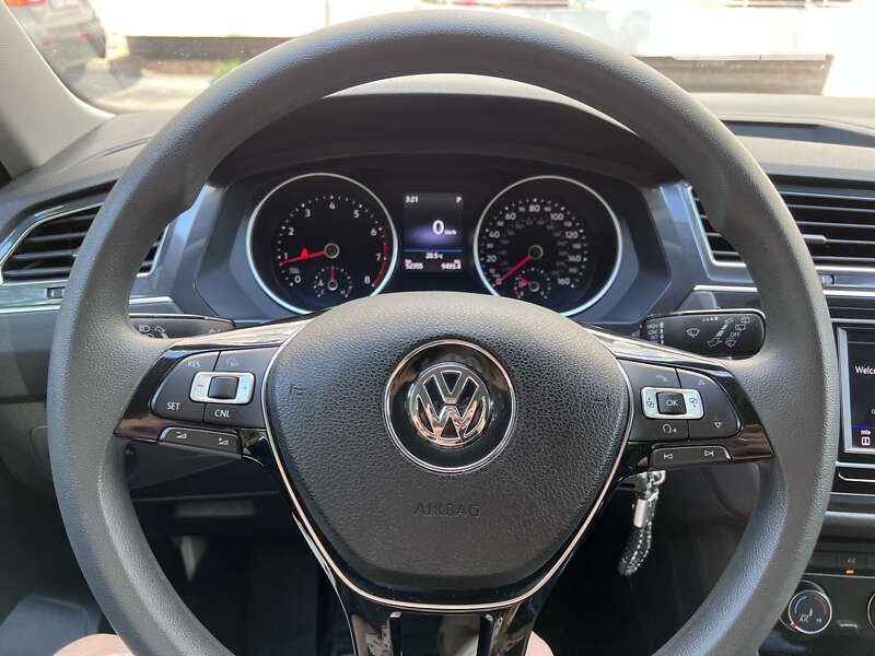 Volkswagen-26